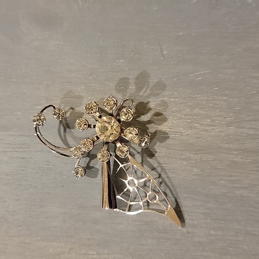 Vintage Rhinestone Brooch